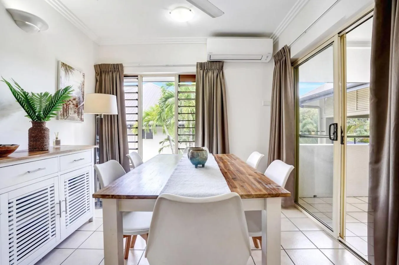 Daire 24 Central Plaza Port Douglas With Heated Pool Avustralya